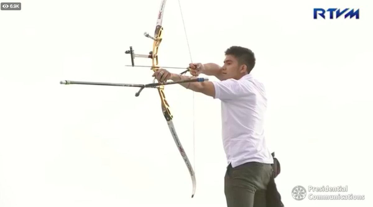 RapplerSports's tweet photo. Filipino archer and Youth Olympics gold medalist Gab Moreno lit the #PalarongPambansa2018 cauldron! 

LIVE UPDATES: https://t.co/OG6c4h4A5t https://t.co/X8yMdTF0Vd
