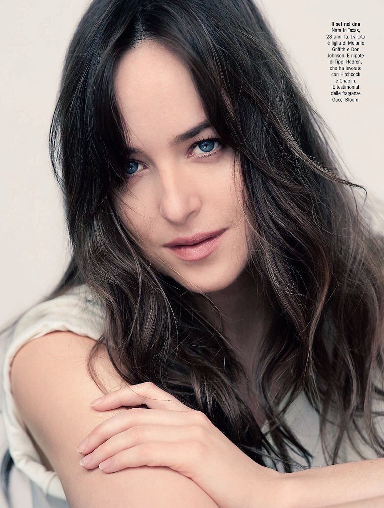 PLDakotaJ's tweet photo. 📷| Dakota w sesji dla włoskiego wydania Marie Claire. https://t.co/5rxuJ2QgOh