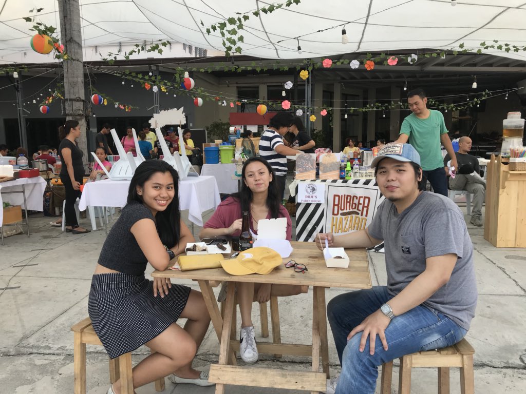 DomsPares's tweet photo. Last day here at the Aloha Summer Fair, in Mandaluyong! Don’t miss the chance to get your beef pares &amp; korean chicken bbq at Dom’s Pares House https://t.co/E6n24AGlmY