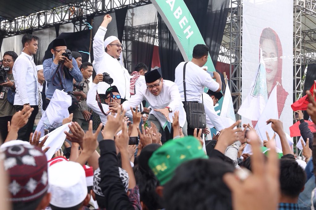 cakimiNOW's tweet photo. Ayo menangkan pasangan no 2 Pemilihan Gubernur Jawa Timur ; Syaiful-Puti !!@gusipul64 dan @puti_soekarno https://t.co/WJpwtE6KV1