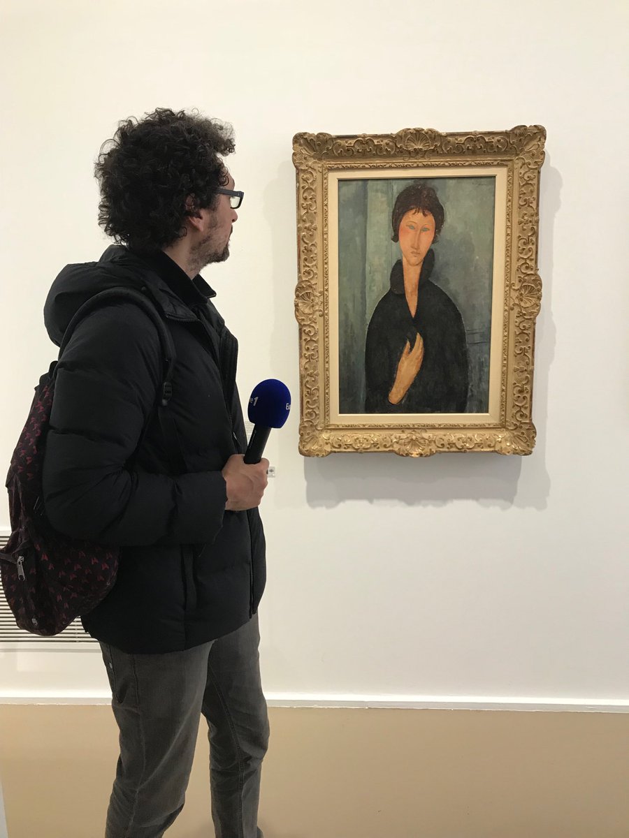 nikosaliagas's tweet photo. Devant une oeuvre magistrale de #Modigliani avec @DavidFoenkinos au @mam #EnBaladeAvec @Gallimard #verslabeaute #femmeauxyeuxbleux https://t.co/WuyvlQrVZF