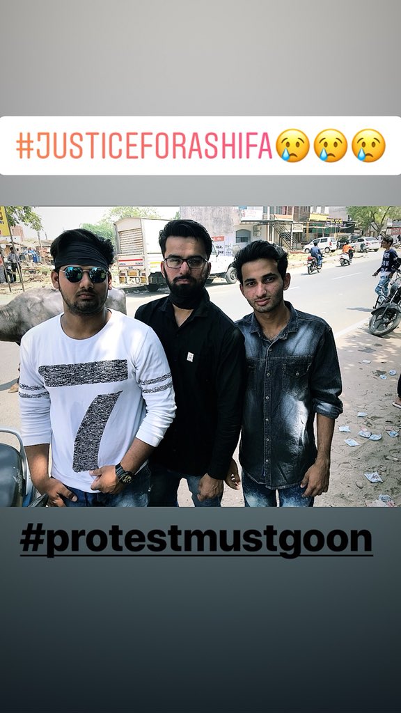 amankankroliya's tweet photo. #JusticeforAsifa #protestmustgoon
It’s not about religion it’s about humanity 🙏🤭🙏🤭🙏🤭
Protest for child 🧒 https://t.co/3OYNAqr0sm