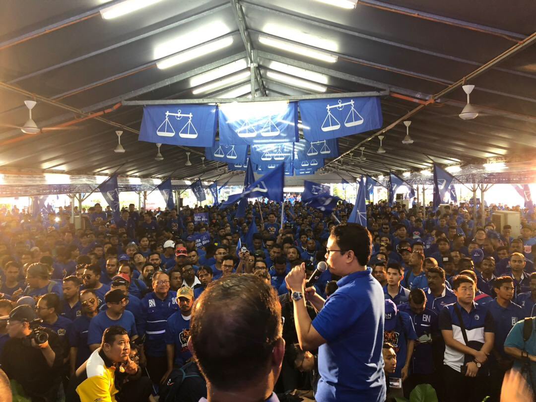 azwanbro's tweet photo. Briged Gempur Pemuda Perak for GE14. Super ready. https://t.co/z0aL66cEZr