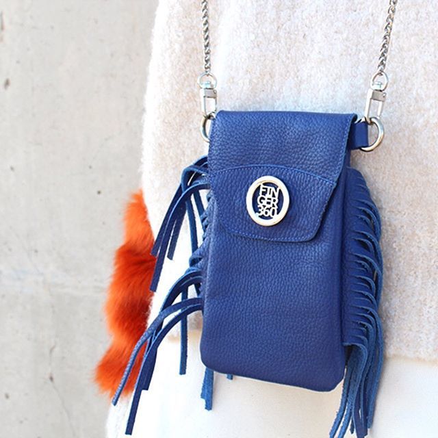Finger360social's tweet photo. Perfecto para un #look de #domingo Salir ligera y disfrutar del #tiempolibre ¿alguien da más? #bolsos #movil #smartphone #piel #genuina #realleather #bag #finger360 #guillermotito https://t.co/WZWFI6se1q