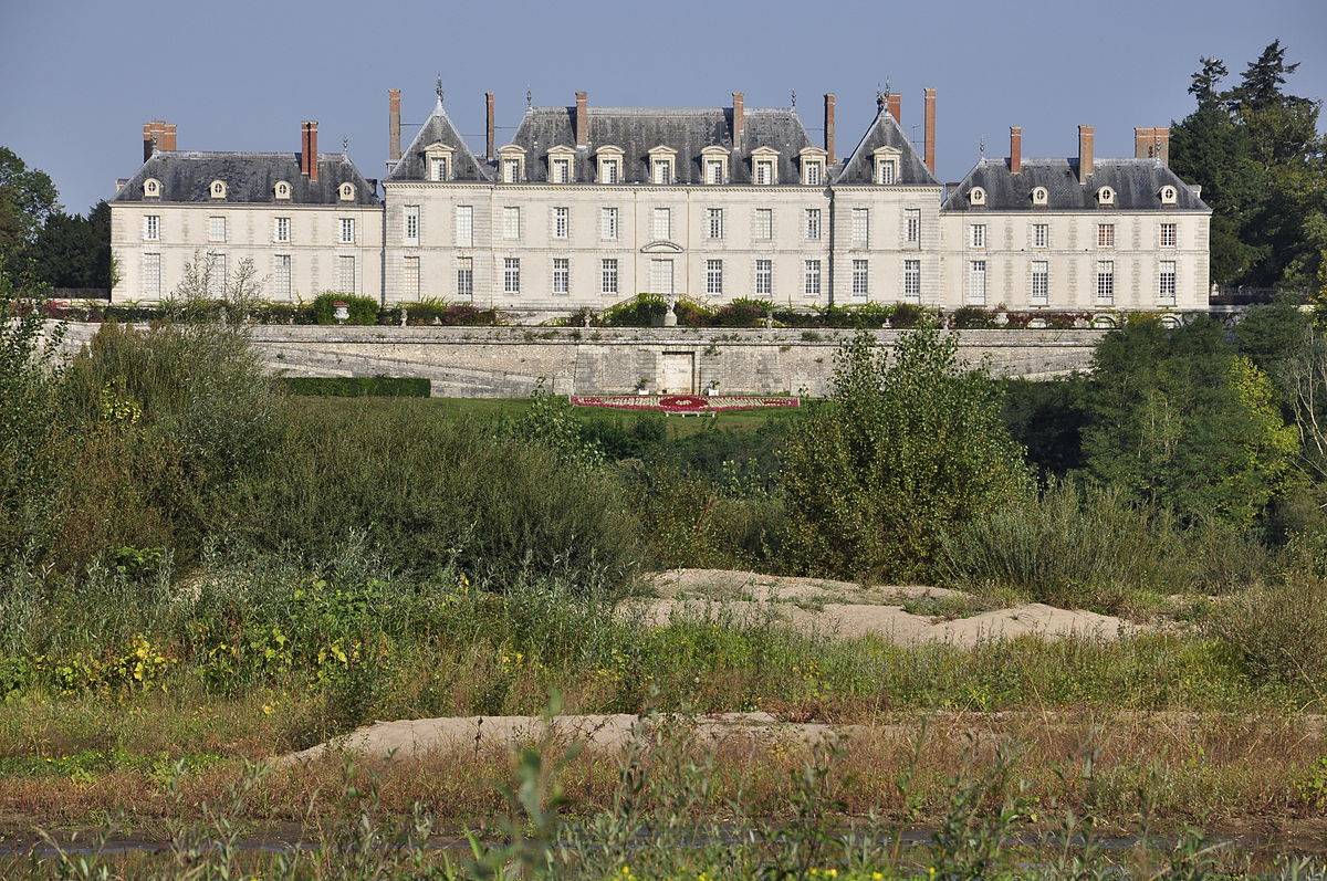 secretshistoire's tweet photo. 🎂 Il y a 254 ans disparaissait Madame de Pompadour ! 
▶️ Tout dans l'aménagement du #chateau de #Menars nous rappelle sa recherche de confort et de volupté ! 🏰 #secretsdhistoire #CeJourLa https://t.co/ZHaIViNCf2