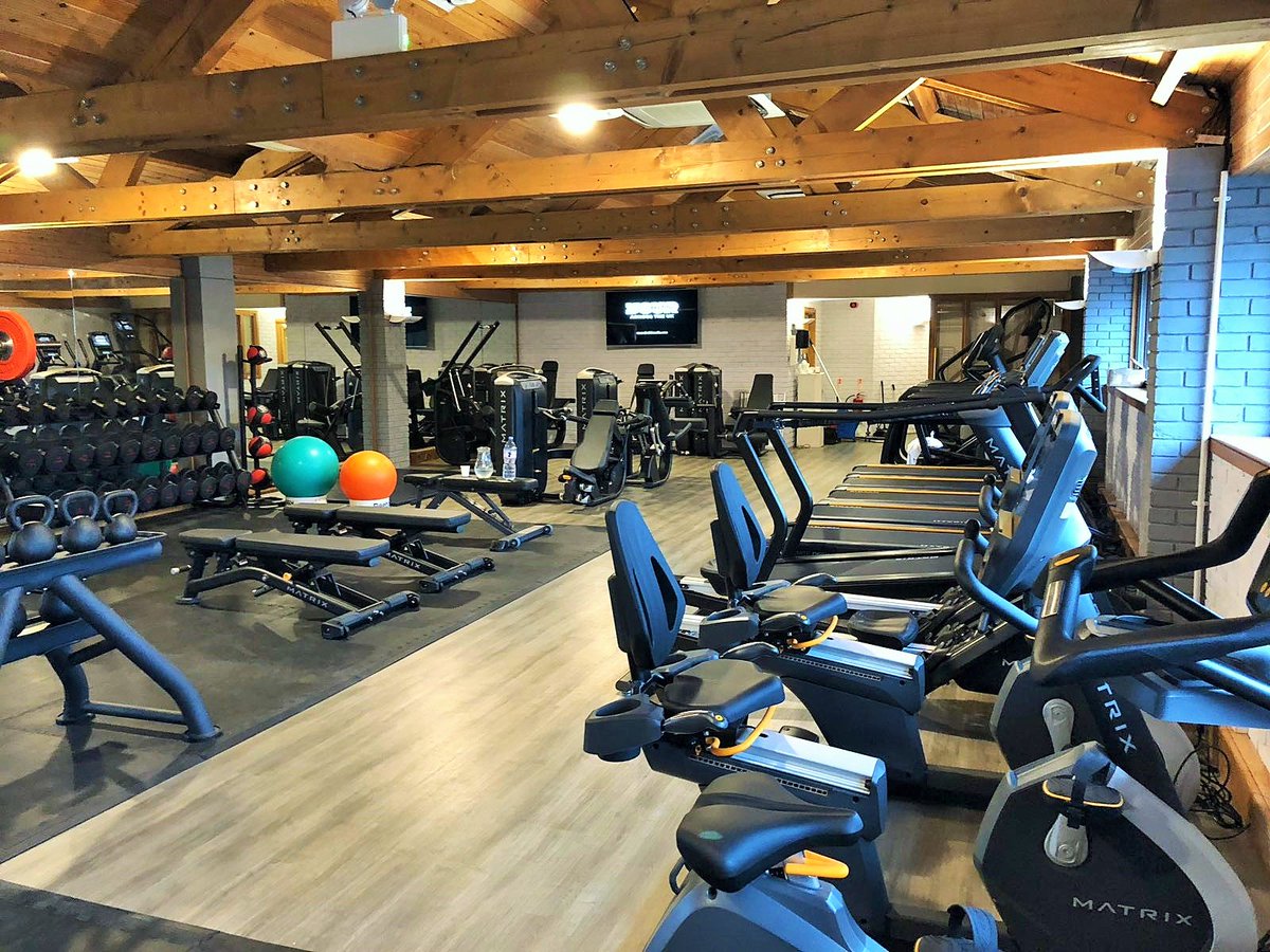redditchhotel's tweet photo. We make working out easy especially with our new gym #workout #gymlife #matrixequipment #getfit #wayoflife #fitness #equipment! https://t.co/iTVvFMUaxu https://t.co/2H5APP4U8G