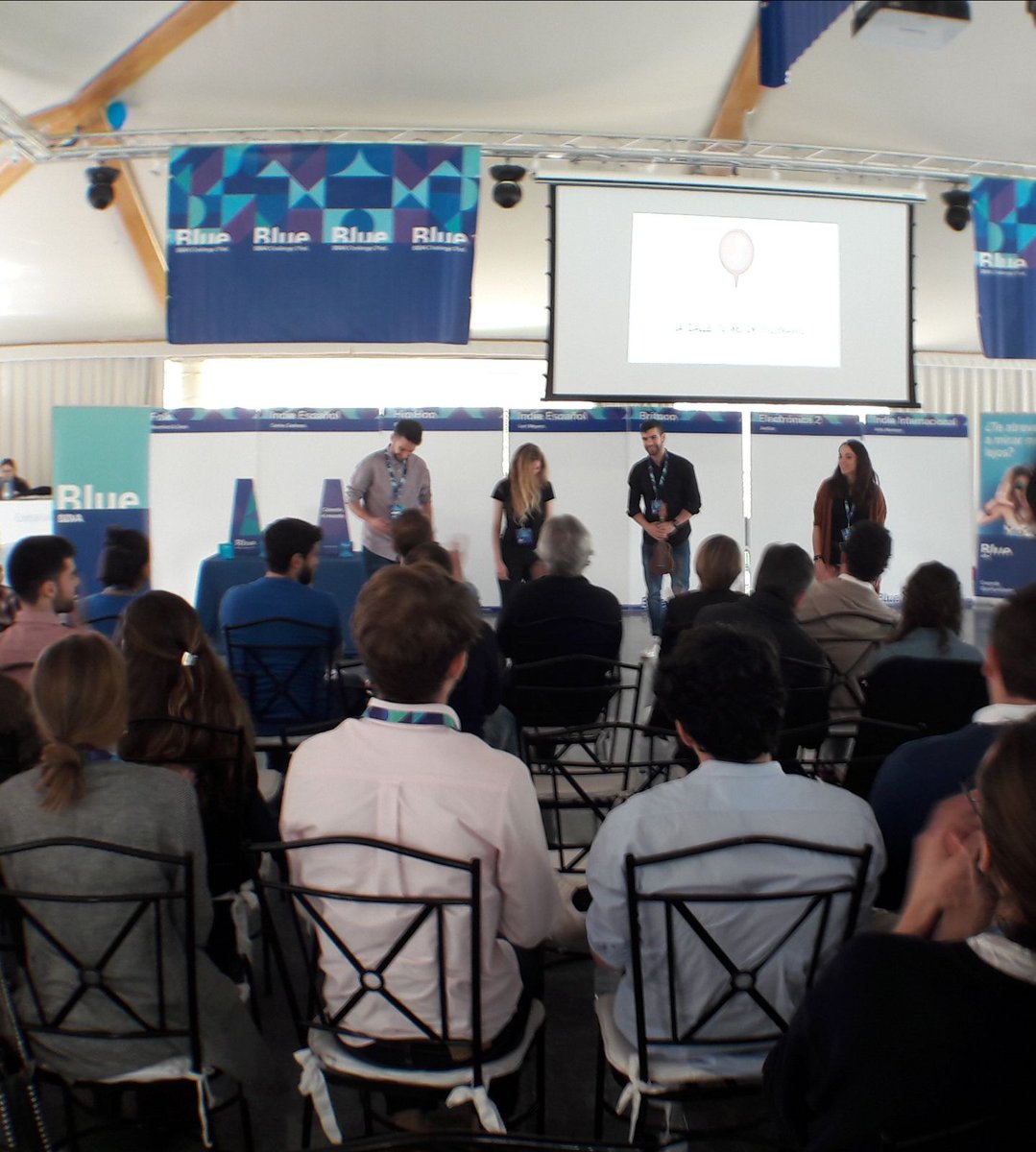 ImpactHubMAD's tweet photo. #DClapp #Artia y #LaCalleSonante ya presentaron al jurado su pitch ¿Serán los finalistas del #BlueBBVAChallenge? #Semifinal @blue_bbva https://t.co/JWAQYvNKJm