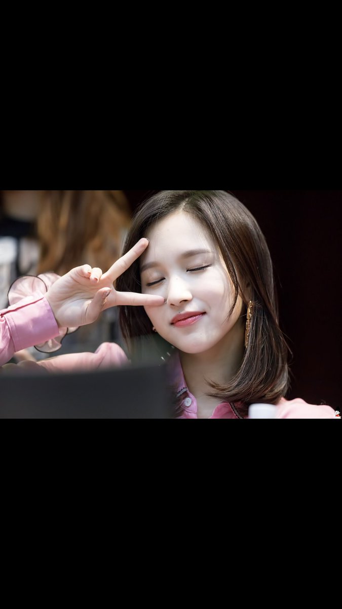 미나 みんなはどっちのミナが好き 前髪あり Rt 前髪なし いいね ちなみに前髪なし派です 笑 結局どっちも可愛いけど