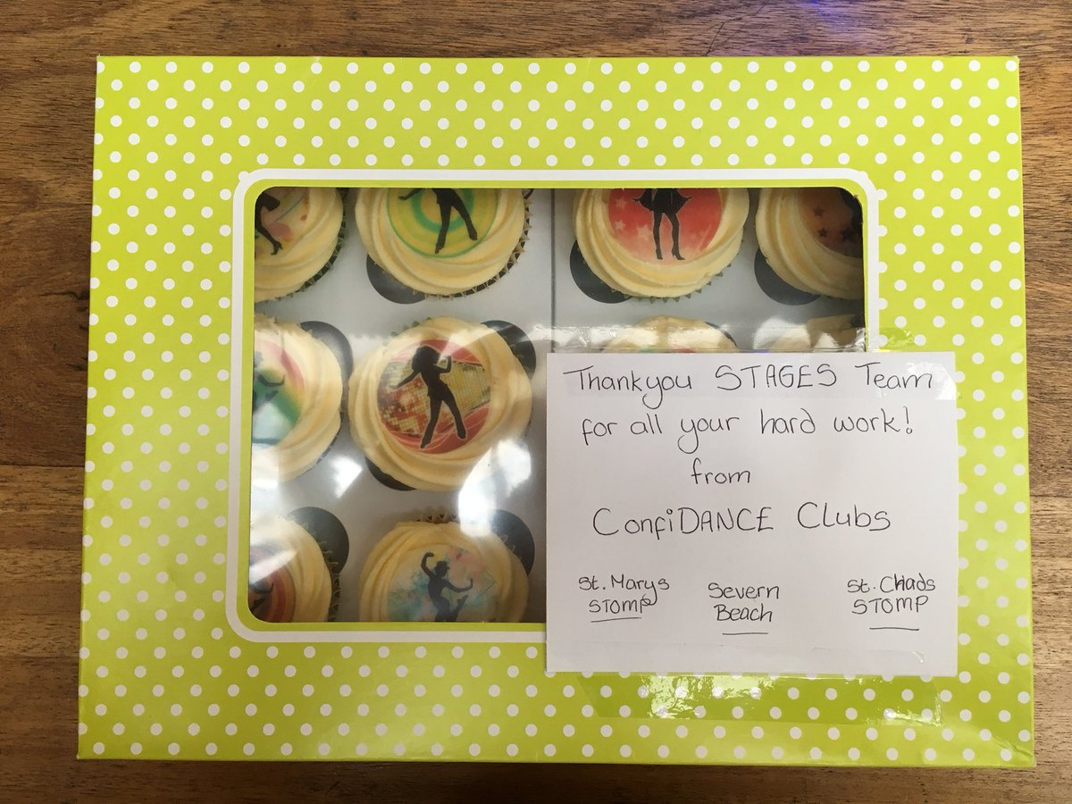 Stagesdancefest's tweet photo. WE LOVE CAKE 🍰🎂 thank you ConfiDANCE Clubs https://t.co/JsYwOb9a0Q