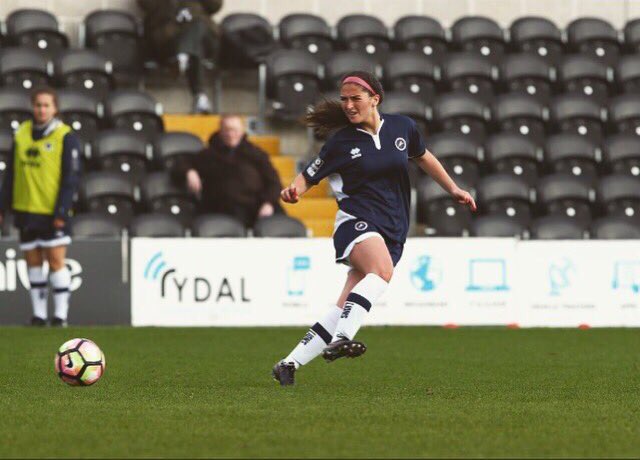 TheMillwallFans's tweet photo. @millwalllioness development play Chelsea in a battle for top spot ⚽️

It’s 1st vs 2nd
It’s the 🦁 v 🔵

3PM St. Paul’s 
All support is appreciated 👏🏼
#FUTUREWALL https://t.co/850ZLjCpBT