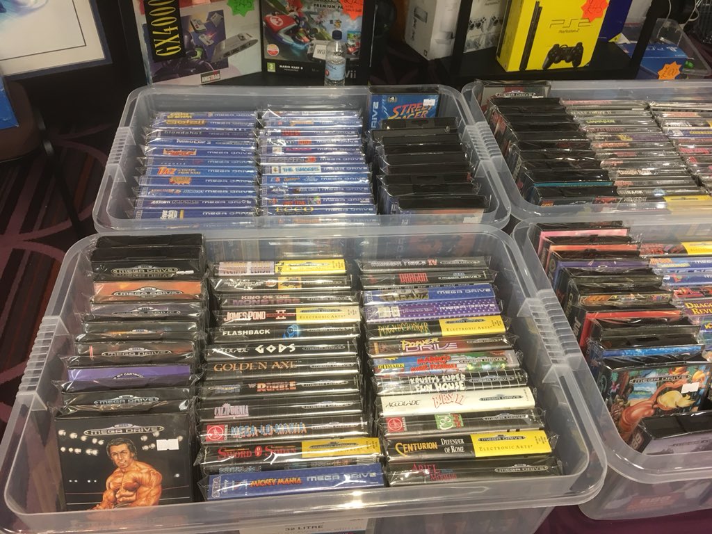 TheRetroHunter's tweet photo. All set up at London Gaming Market Pt1 @gamesyouloved https://t.co/JdgEw2PGSN
