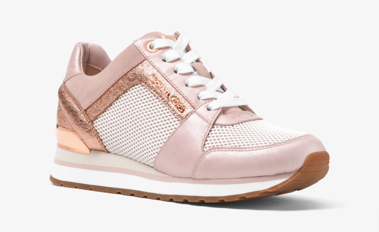 IZIVA on X MICHAEL Michael Kors Basket Billie en neoprene et maille rose doux prix Baskets Femme Michael Kors 175.00 TTC Iziva Baskets MichaelKors Chaussures Baskets Femme sneakers sneakersmichaelkors...