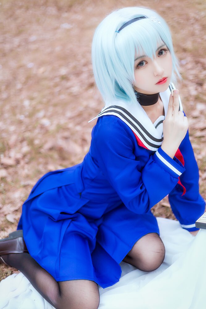 kaoyudeBuLin's tweet photo. 出境 微博 鳗鱼霏儿

摄影 我 https://t.co/6pWLSBF8wY