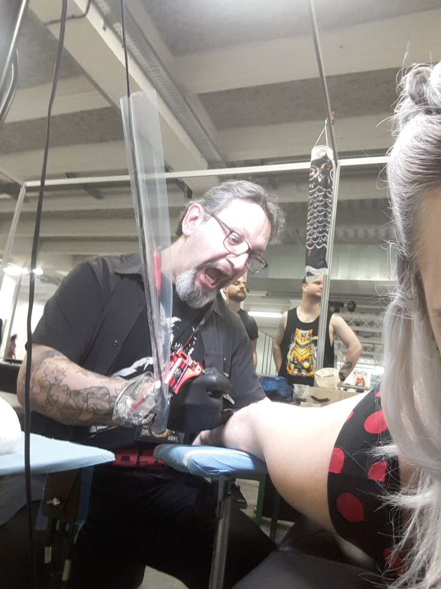 Joy_Sticks_n's tweet photo. Allez ça pique !
#TheInkFactoryLyon #DavidF #Tattoo #Tatouage https://t.co/qKAd0IcZrJ