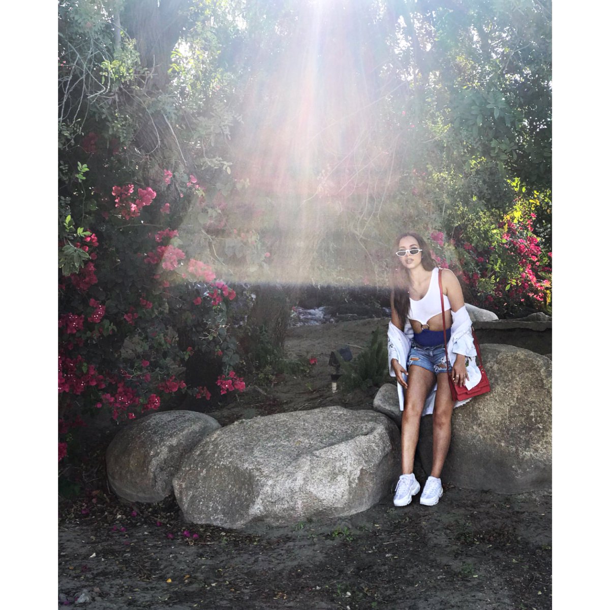jerrievibe's tweet photo. From Jade's instagram❣️ https://t.co/JXbq8kKhSN