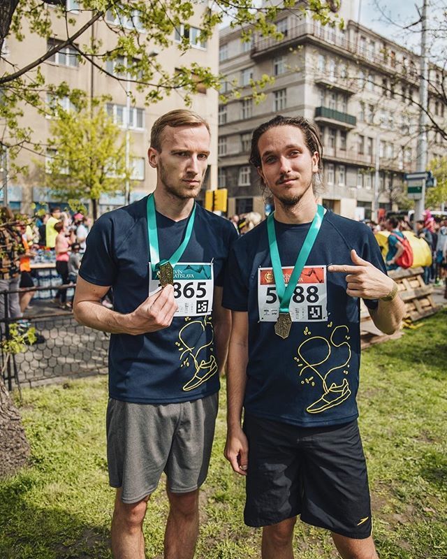 psdigitalsk's tweet photo. Gratulujeme našim chlapcom!!! 🏃🏼‍♂️🏃🏻‍♂️
____
#digital #agency #agencylife #beh #running #devin #behdevin #bratislava https://t.co/kfoyYvD7HZ https://t.co/4RGWw0djW3