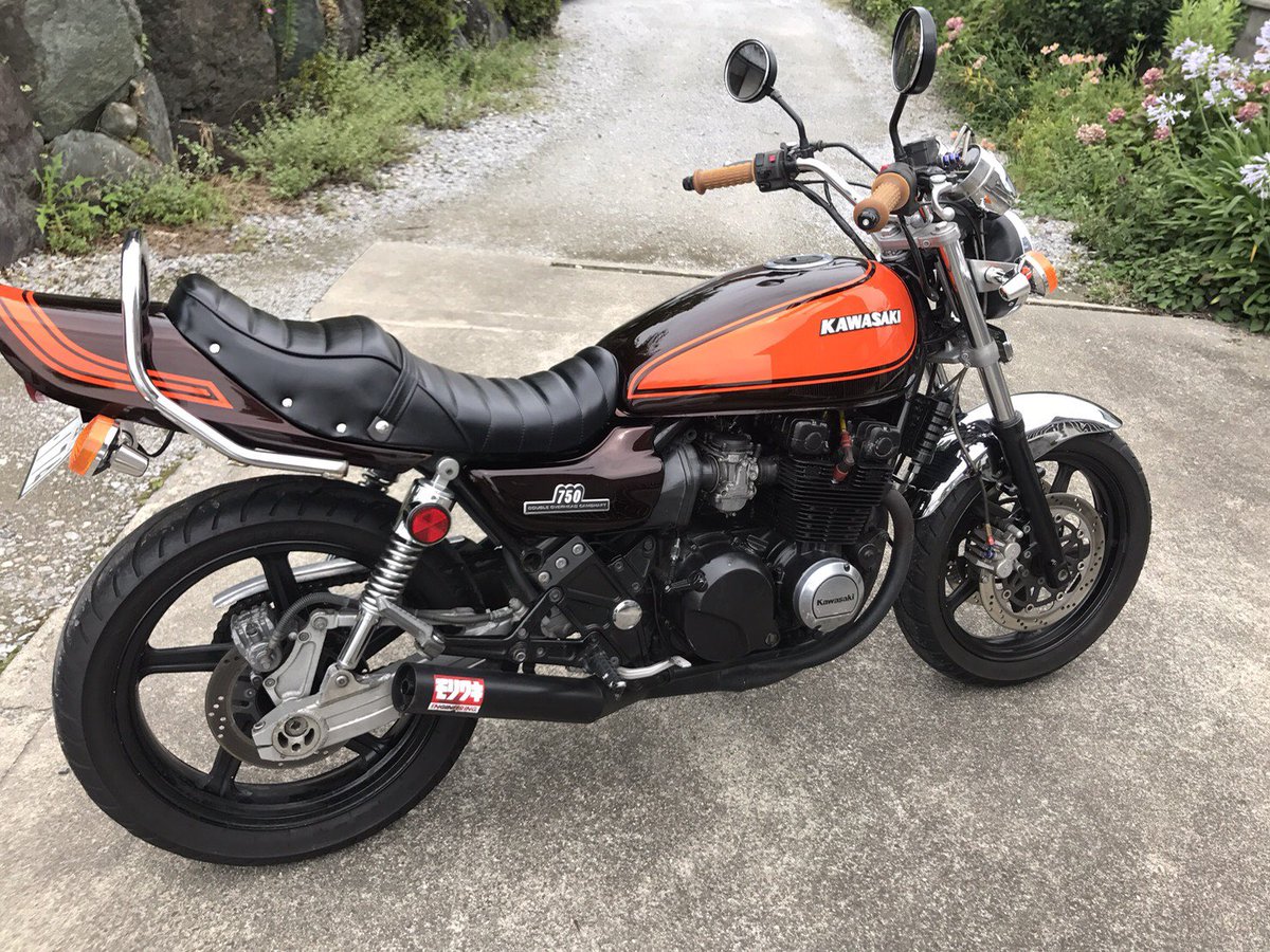 pochi61y's tweet photo. 昨日滋賀県内で盗難されました
拡散お願い致します
逃走経路からすると 愛知川町から 北方面です。
目撃情報も まだほんの少ししか掴めていません。
万が一 小さな情報 見た 聞いた そんな事が有れば よろしく お願い致します。 https://t.co/32nxSdABwy