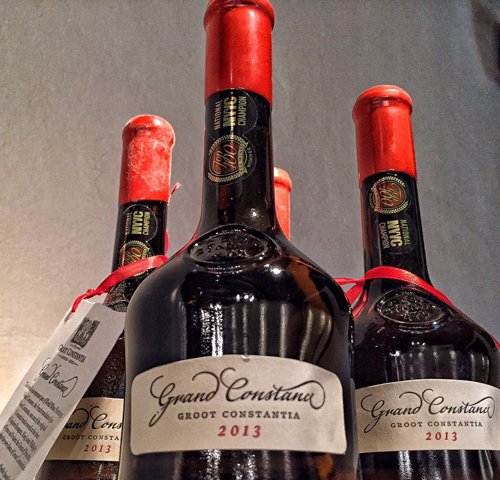 GrootConstantia's tweet photo. Groot Constantia is celebrating 333 years of continuous wine production. This makes three a rather magical number, so here are the top three of everything about the estate. #celebrating333yearstogether #FeelGrootConstantia
https://t.co/amoKmLwMJr https://t.co/FRzYEFCz01