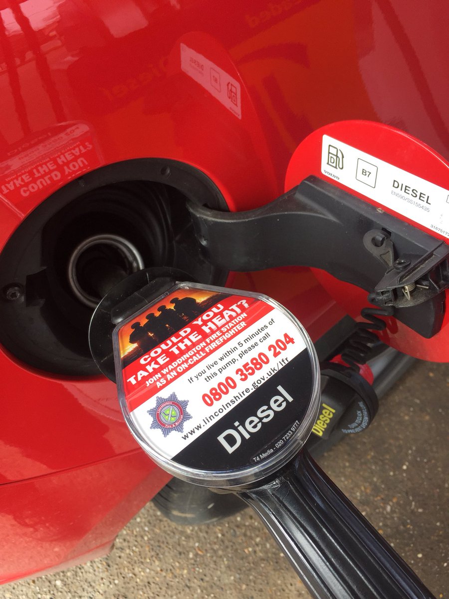 Filling up at the local garage nice to see our latest recruitment campaign for On-Call firefighters #recruitment24/7