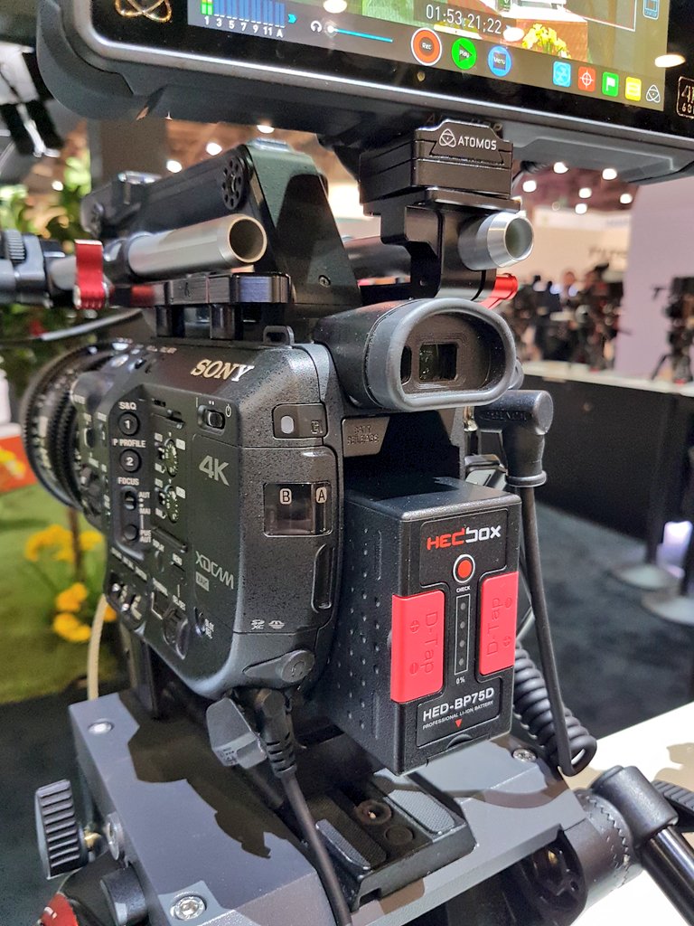 HedboxSocial's tweet photo. #Hedbox Powering #SonyFS5 at #NAB2018 with our friends @Atomos_News  @SHAPEwlb @SonyProUSA
#HED-BP75D #DTap #HedboxPower https://t.co/e4TG6bjpnI