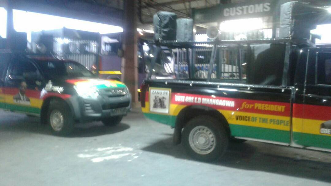 advocatemahere's tweet photo. Mama, they tell us there is no money for ambulances or public buses then they do this to us, mama. What shall we do to them? Give us a sign, mama. #JuliusMalemaChallenge https://t.co/kzn3Q7y5JA
