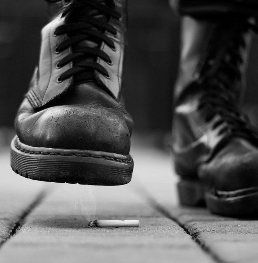 KeymasterPrice's tweet image. Cʟᴇᴏ Pʀɪᴄᴇ

⇸King of Assholes.
⇸GB. Chloe Price.
⇸4 years RP experience.
⇸Not new to fandom.
⇸Very sarcastic, but can be fun (if fed).
⇸G̶a̶y̶ Bisexual. 
⇸Rt are appreciated. 
⇸FC : Thomas Davenport.