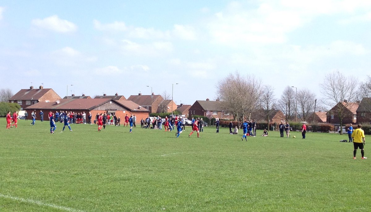 game 94 🕑 14/04/18 #denabyderby 
<a href="/CountySeniorFL/">S&H County Senior League</a> Premier Division
Denaby United 5 <a href="/DUFConeclub/">Denaby United FC</a> 
⚽️10' ⚽️24' ⚽️33' ⚽️55' ⚽️90'+2
Denaby Main 3 <a href="/JfcMain/">Denaby Main JFC</a> 
⚽️32' ⚽️51' ⚽️78' 
at Old Road PF, Conisbrough. 
Prog: £1 👍 Att: around 80