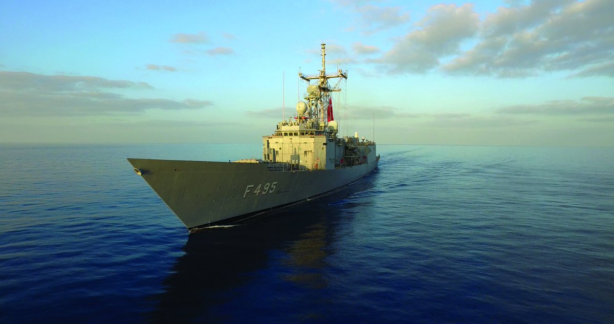 TSKGnkur's tweet photo. NATO Daimi Deniz Görev Grubu (SNMG-1) görevine iştirak etmek üzere intikalde bulunan TCG GEDİZ, Cebelitarık Boğaz geçişini müteakip Lizbon/PORTEKİZ Liman ziyareti icra ediyor.
https://t.co/APcTheXV1S https://t.co/6pI9dcPbYE