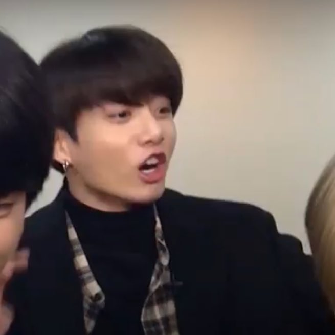 precious_kv's tweet photo. 중복짤 같은데 귀여우니까 한번 더 봐주세요 https://t.co/oFc0m15PgT