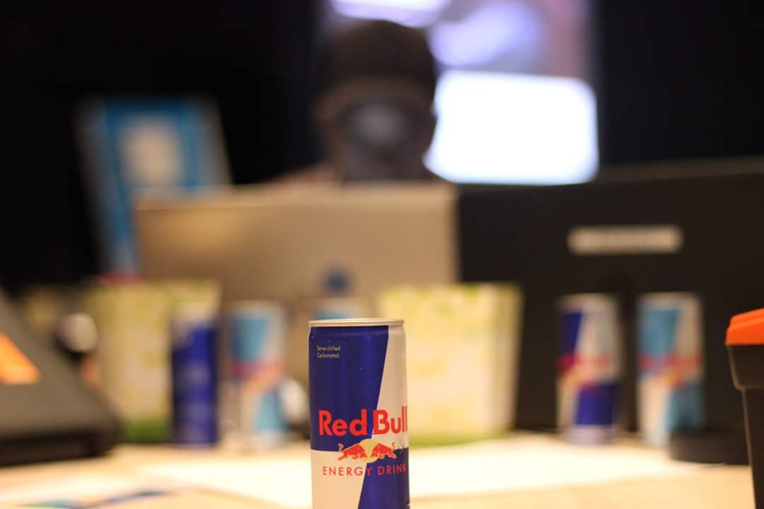 Potego_pearl's tweet photo. 13:16 and we're still very awake because @redbull decided to make us an open bar or energy drinks. We need you for #SS18Hack as well. 😉 m joking. But we do accept if you offer again. #SafeHack https://t.co/SeJUqGcje1
