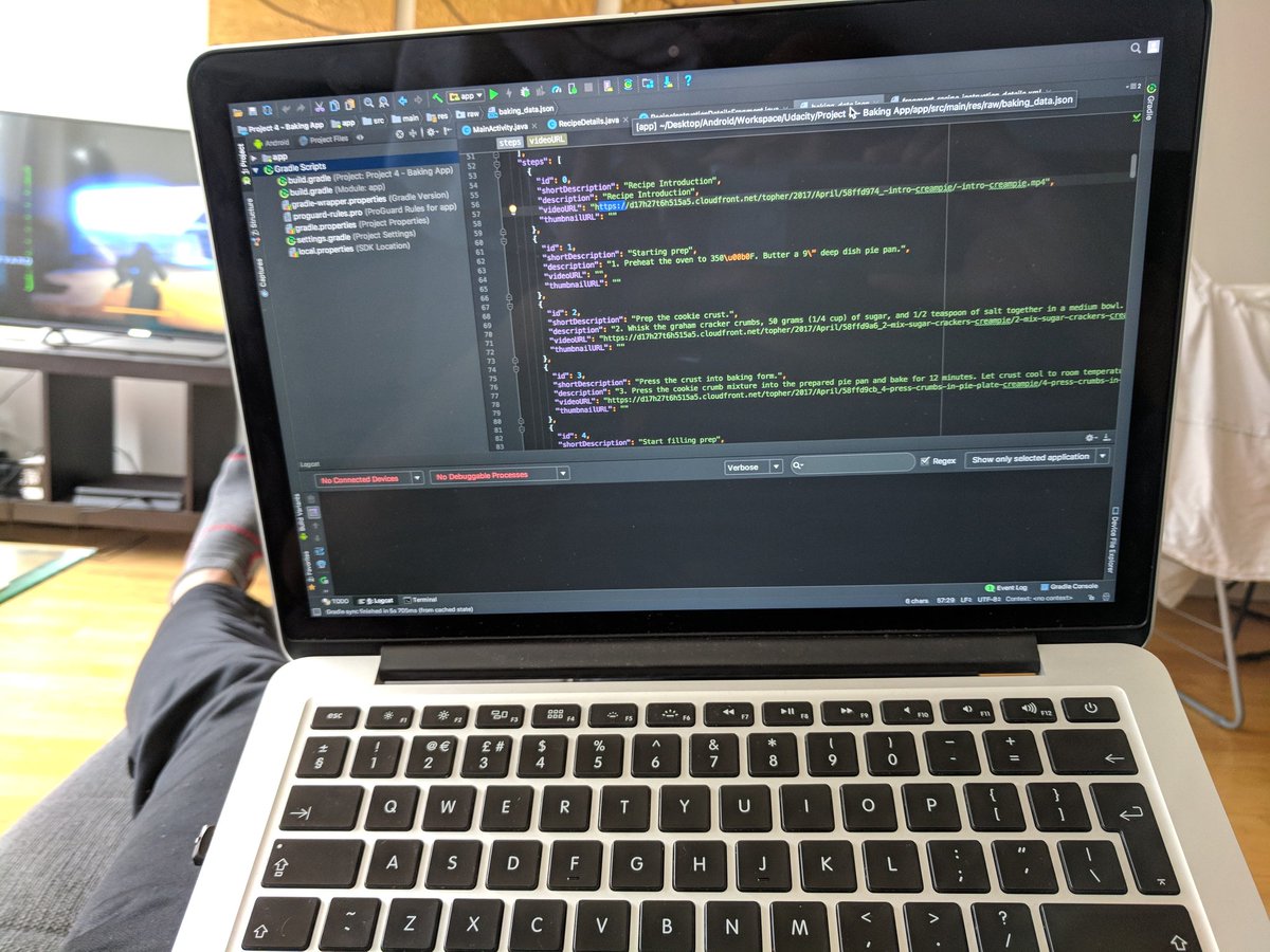 Geek_2pt0's tweet image. Finally ready to join the #AndroidHackathon! Let&apos;s get to it :) #GoogleUdacityScholars #Udacity #Google #Android #AND #London #Hackathon