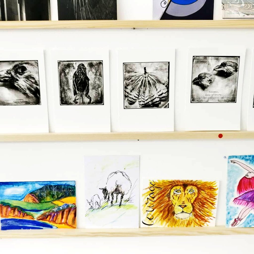 Dev_Collective's tweet photo. Lots of great art, all for sale Β£20. Come along to #DC3ProjectSpace next to Thayers & Fusciardi ice cream. Today is the last day to buy original art work & support artists #dcpostcardshow #eastbourne #openhouses https://t.co/WXRYJ1XgkL