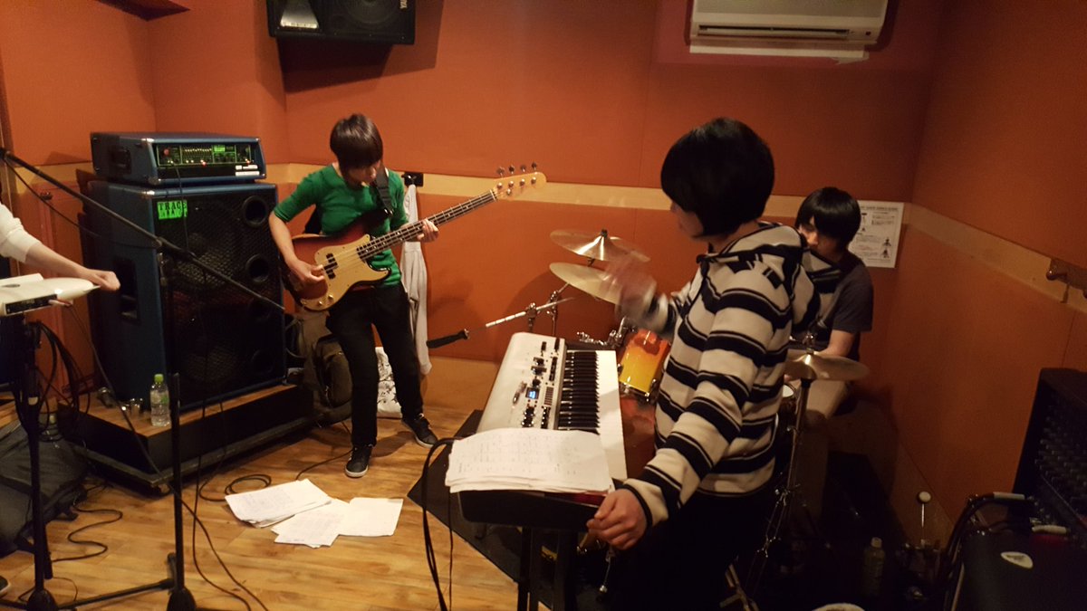 ミシン tweet media
