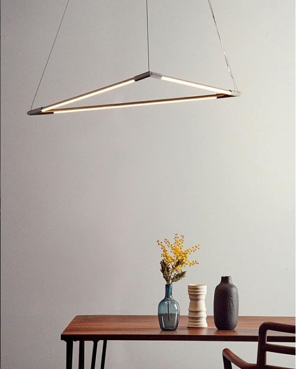 juniperdesignny's tweet photo. 🔺 THIN Primaries Triangle in Satin Nickel designed by @PeterBristol 🔺
⠀
#juniper #juniperdesign #interior #design #lightingdesign #hanginglight #lighting #light https://t.co/kzKzK0QfPL