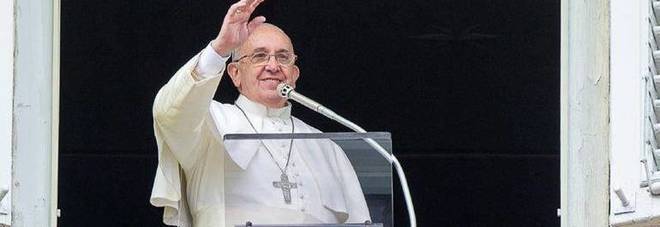 Girolata20's tweet photo. Aujourd'hui dimanche, place Saint-Pierre, le Pape #Bergoglio a lancé un appel à la paix...
mais sans aucune condamnation explicite des #SyriaAttacks!
#Jésuite!
https://t.co/x053xVsHQf https://t.co/RiyCqujawk