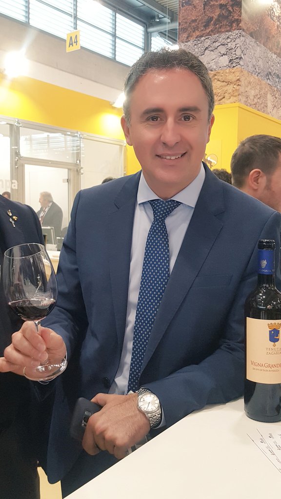 DiGioiaLeonardo's tweet photo. Sono 125 i produttori pugliesi nel Pad. 11 della @RegionePuglia al @VinitalyTasting
 Quattro giornate intense e ricche di eventi, seminari, conferenze dedicate al vitivinicolo pugliese https://t.co/UE1u9yzJ0e