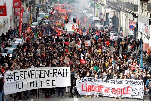 Arrests, injuries as French protesters challenge Macron.  ottawamatters.com/world-news/arr… https://t.co/Qghv8MSX32