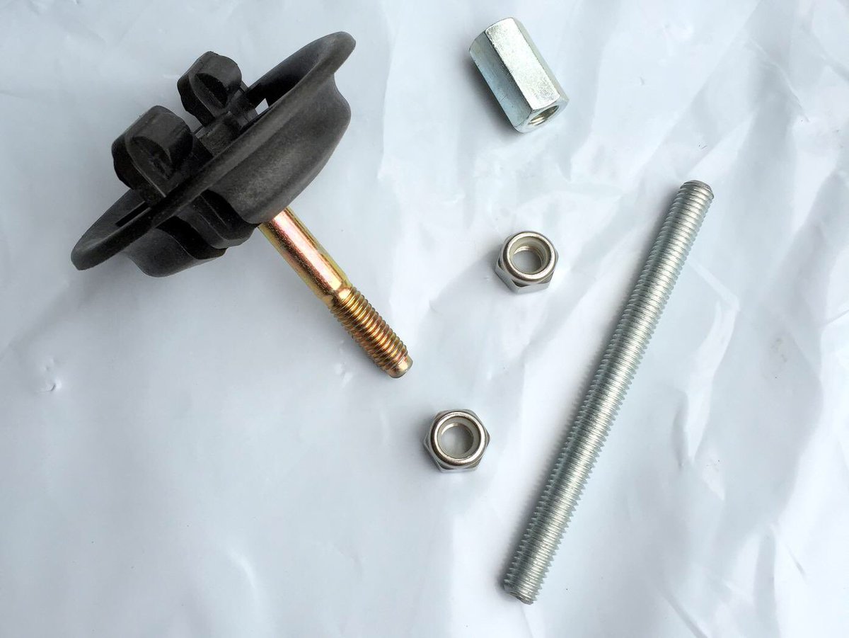 WRVoltec's tweet photo. Looking to get a spare tire kit for your Gen 2 Chevy Volt? This DIY guild, using Chevy OEM parts, will cost about $150 #VoltTips https://t.co/5vWkuSyRnv https://t.co/byfpzFL7xH