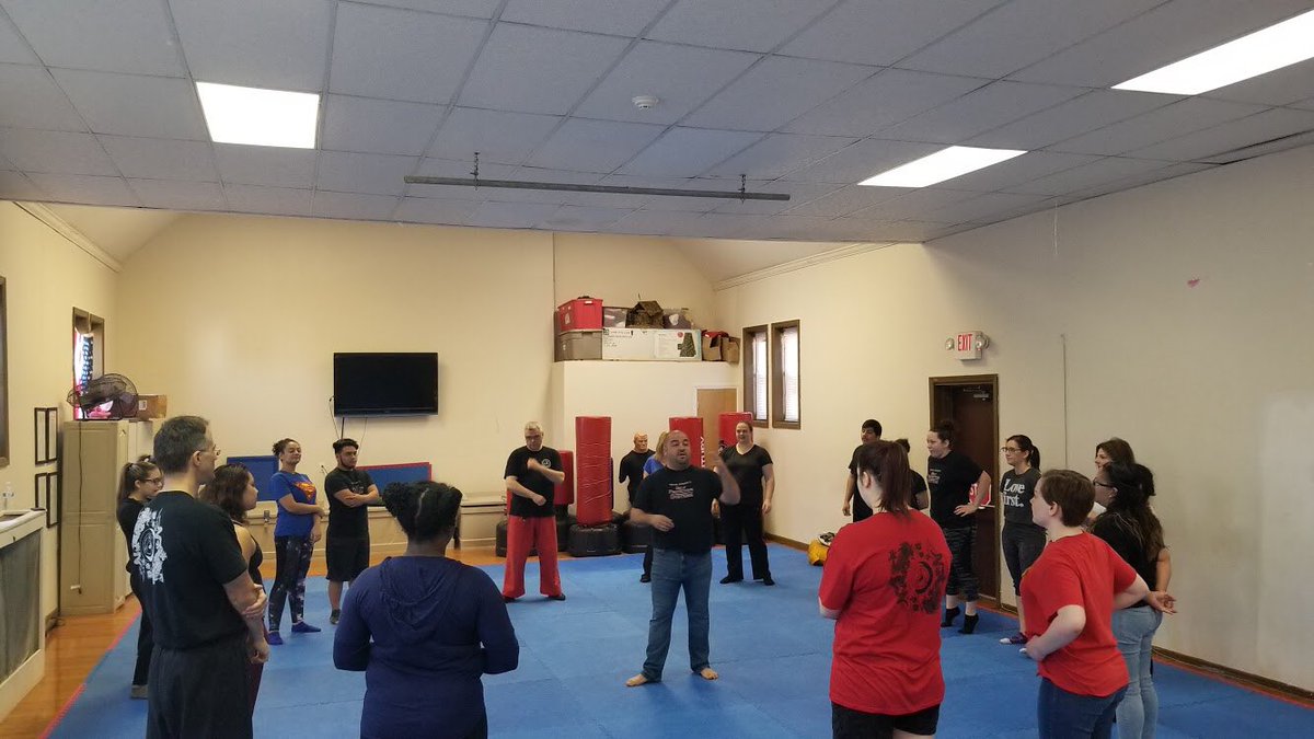vincejosephsps's tweet image. GREAT seminar yesterday!  Fantastic turnout in support of “Women Aware” and a wonderfully energetic group of women.  Can’t wait for the next one!! #selfdefense #realitybasedtraining #selfprotection #empowerment #womensselfdefense #empoweringwomen