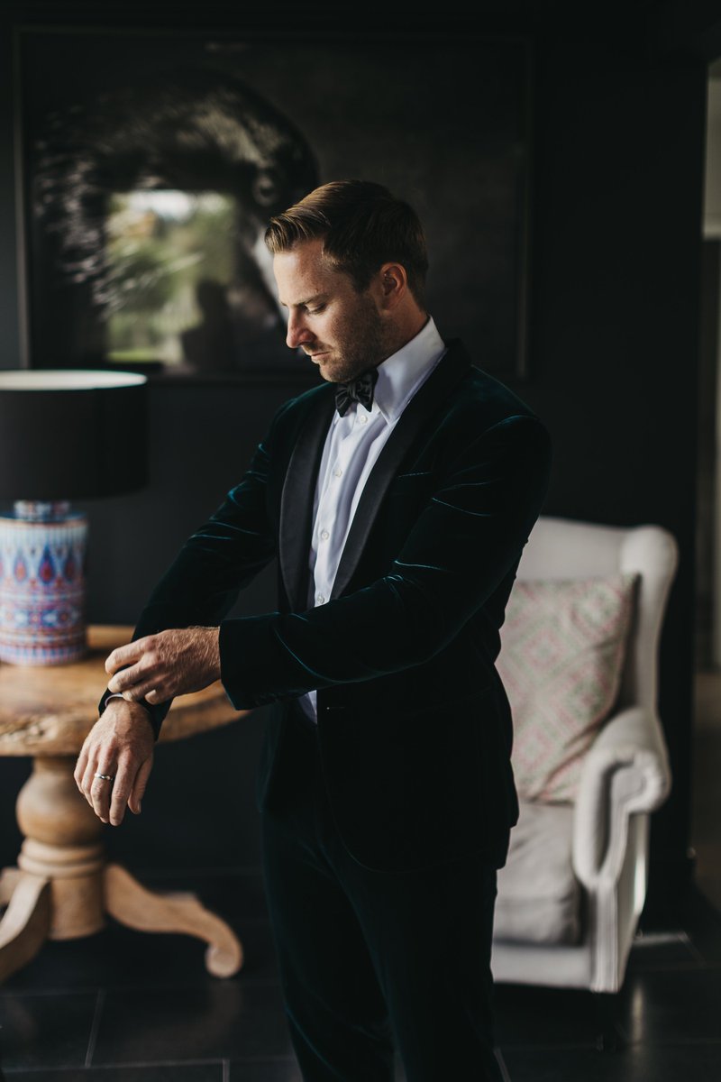 armani's tweet photo. @garypeppergirl and @lukeshadbolt tied the knot in the New Zealand wilderness. The groom and his party wore #GiorgioArmani Made to Measure for the special occasion.
Credits: Shane Shepherd Weddings https://t.co/ej3GUpnotw