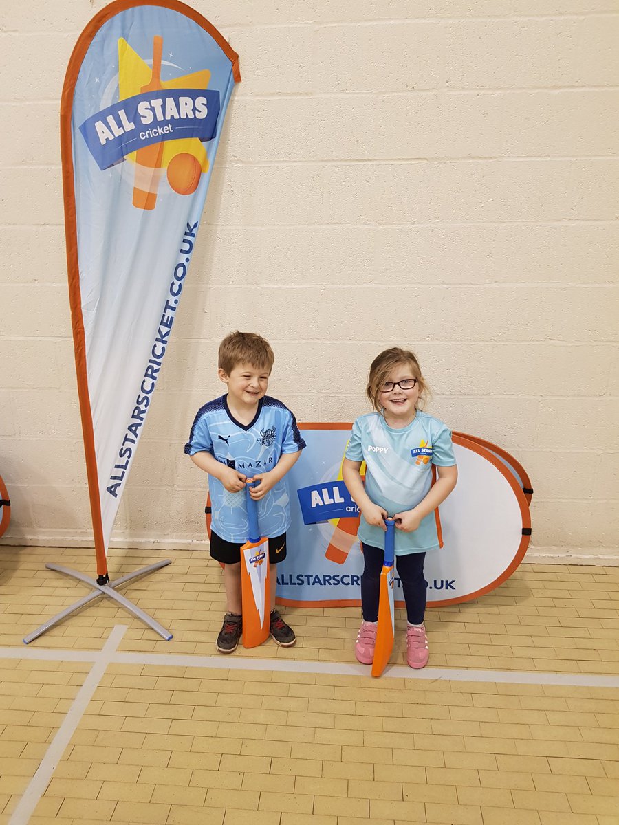 copmanthorpecc's tweet photo. Some of our @allstarscricket have been helping on the activators course today. #bigmoments #allstarscricket https://t.co/bMDc36dmut