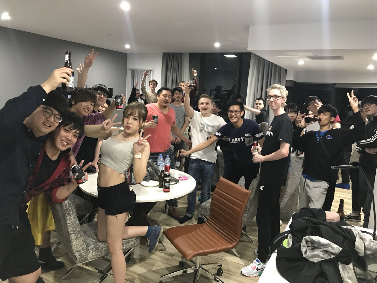 Jaydenizen's tweet photo. An inside look into the APAC Rainbow 6 Siege scene. We fight fiercely all day. But afterwards we are all very good friends. This is the APAC family. Over the past 6 months of APAC joining pro league we have made some life long friends. Say what you will. I love my region #APAC https://t.co/cRRuWPQDoE