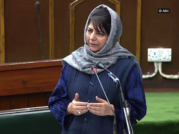 ani_digital's tweet photo. #JammuAndKashmir Chief Minister #MehboobaMufti accepted the resignations of two #BJP ministers Chandra Prakash Ganga and Lal Singh

Read @ANI Story | https://t.co/c02XYznNKF https://t.co/kpMQ4uzxAa