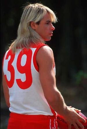 sydneyswans's tweet photo. We’re still waiting.... #ClosingCeremony https://t.co/UlbakB7Uzh