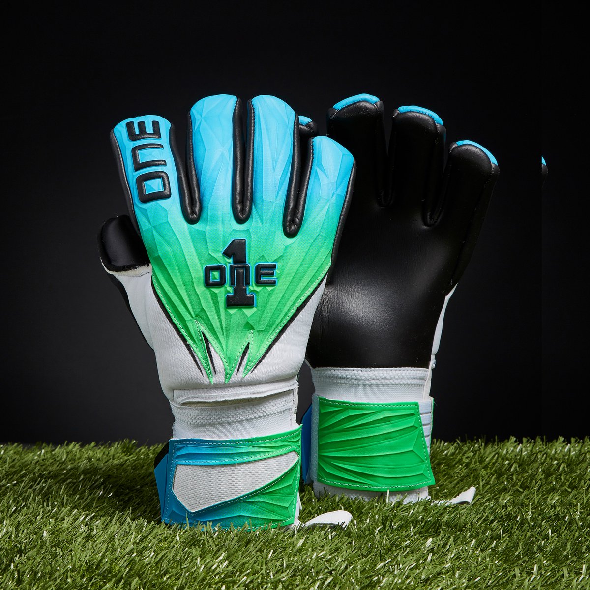 The One Glove Co tweet media