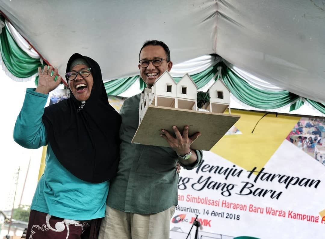aniesbaswedan's tweet photo. Kemarin menghadiri peringatan dua tahun penggusuran paksa Kampung Akuarium di Penjaringan, Jakarta Utara.

Kalau kita tengok ke belakang, tidak ada hati manusia yang tak menangis menyaksikan peristiwa ini dua tahun lalu...
 https://t.co/D4Gq3Tqhyo https://t.co/eaHquwD2KA