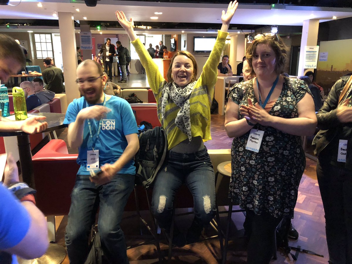 SiteGround tweet media