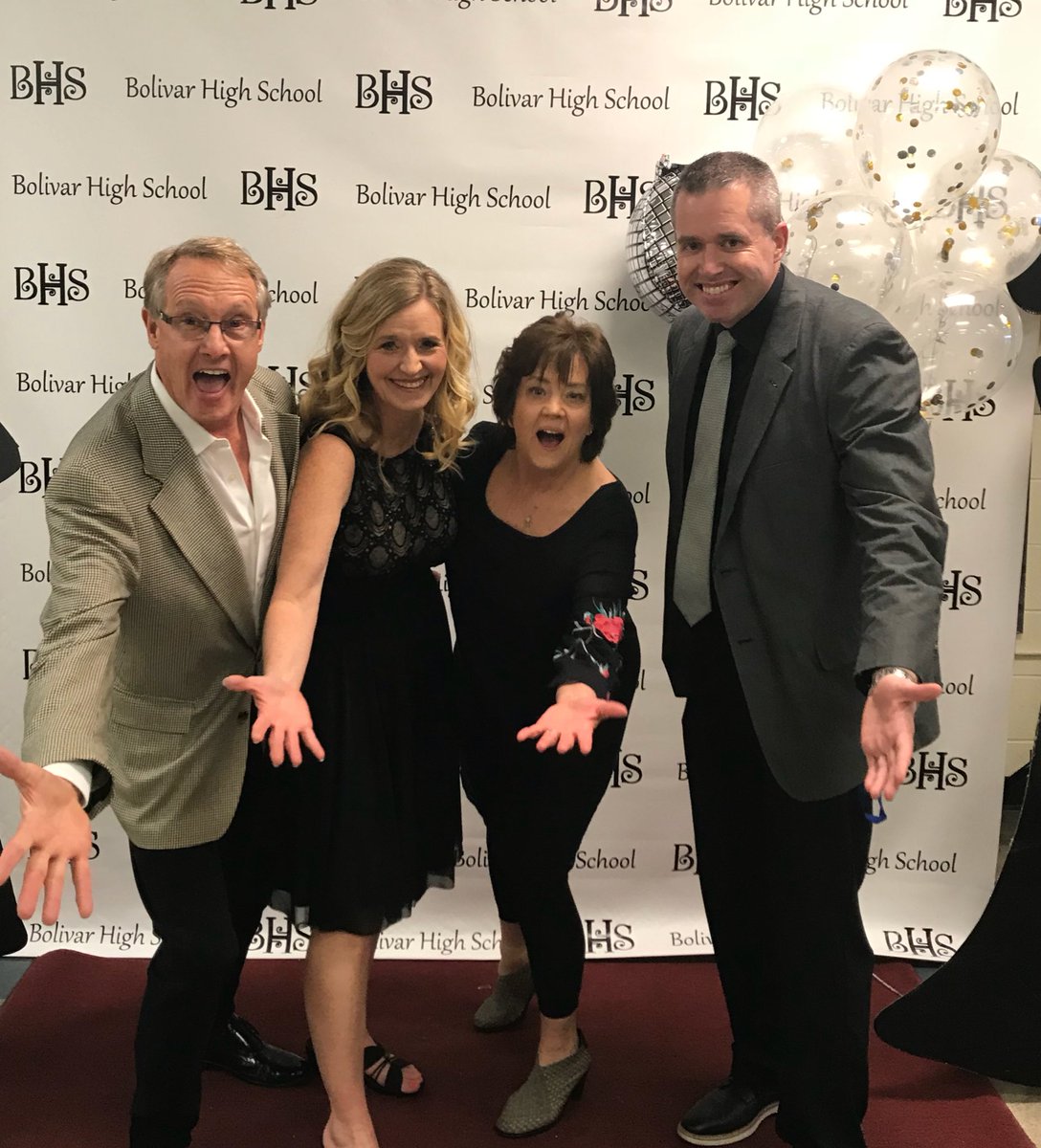 Momrun4's tweet photo. Dancing with the stars was SO much FUN! Congrats to Team Howard! #JudgingIsHard #EveryoneWasAmazing https://t.co/EMH8BEOnyz