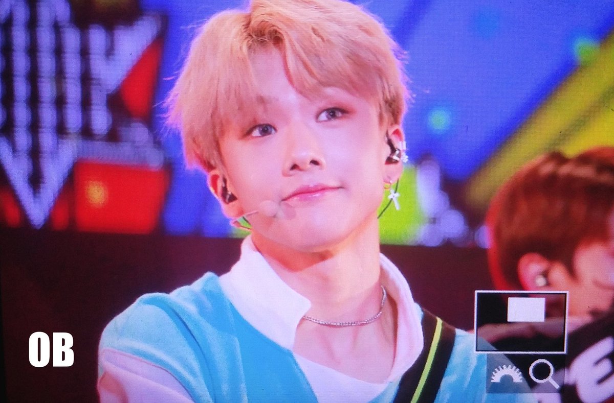 boyboyboy_js's tweet photo. 180415 2부 #nct #박지성
조명구려도 츙검 몬잃어.... https://t.co/V2wJ2qYVDU