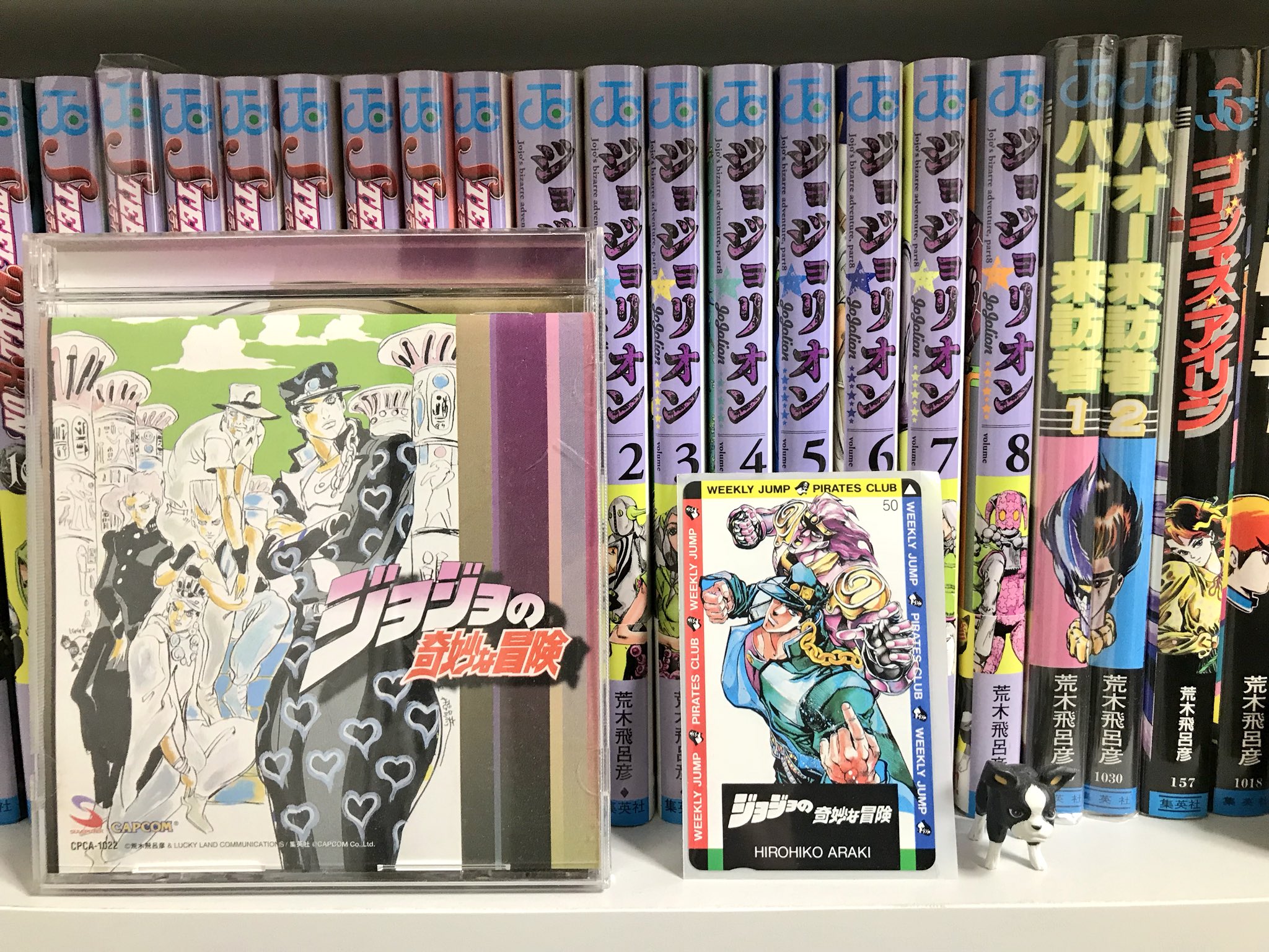 キョロさんとゲームと キョロさん家のジョジョ本棚 拙者は５部が一番好き W 小説 恥知らずのパープルヘイズは途中で離脱したフーゴのその後が書かれていてとても面白いです 漫画化して欲しいなぁ ５部のアニメ化もはよぉ X